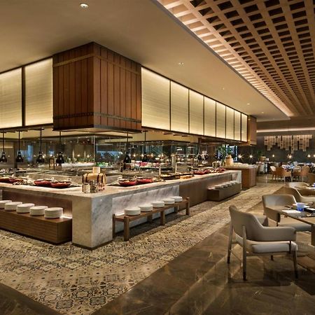 Отель Crowne Plaza Xiangxi Фэнхуан Экстерьер фото