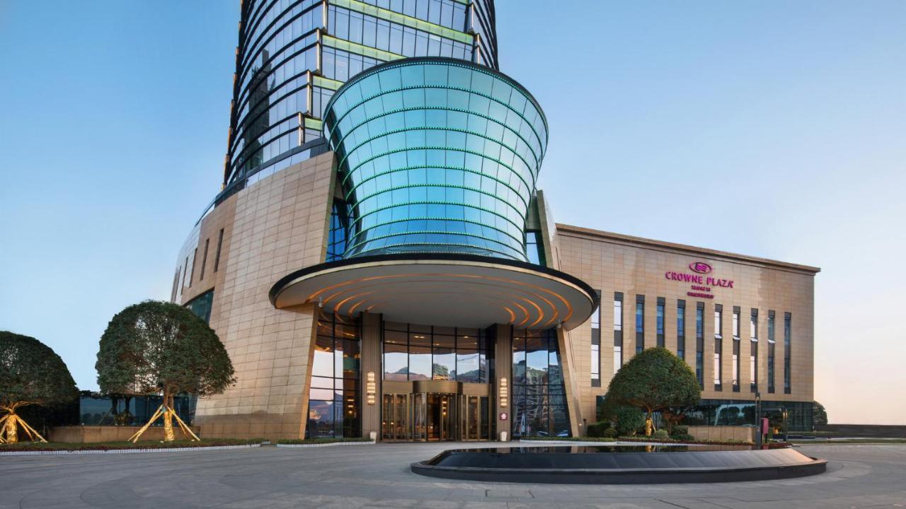 Отель Crowne Plaza Xiangxi Фэнхуан Экстерьер фото